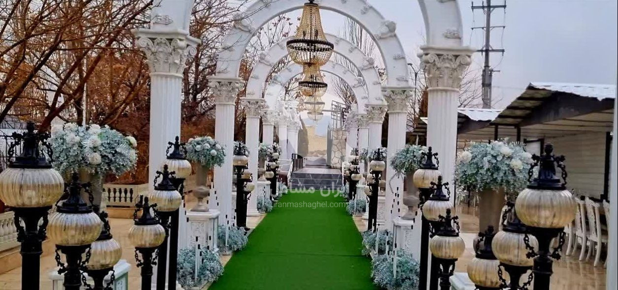 تالار باغ مجلل دویار در اراک