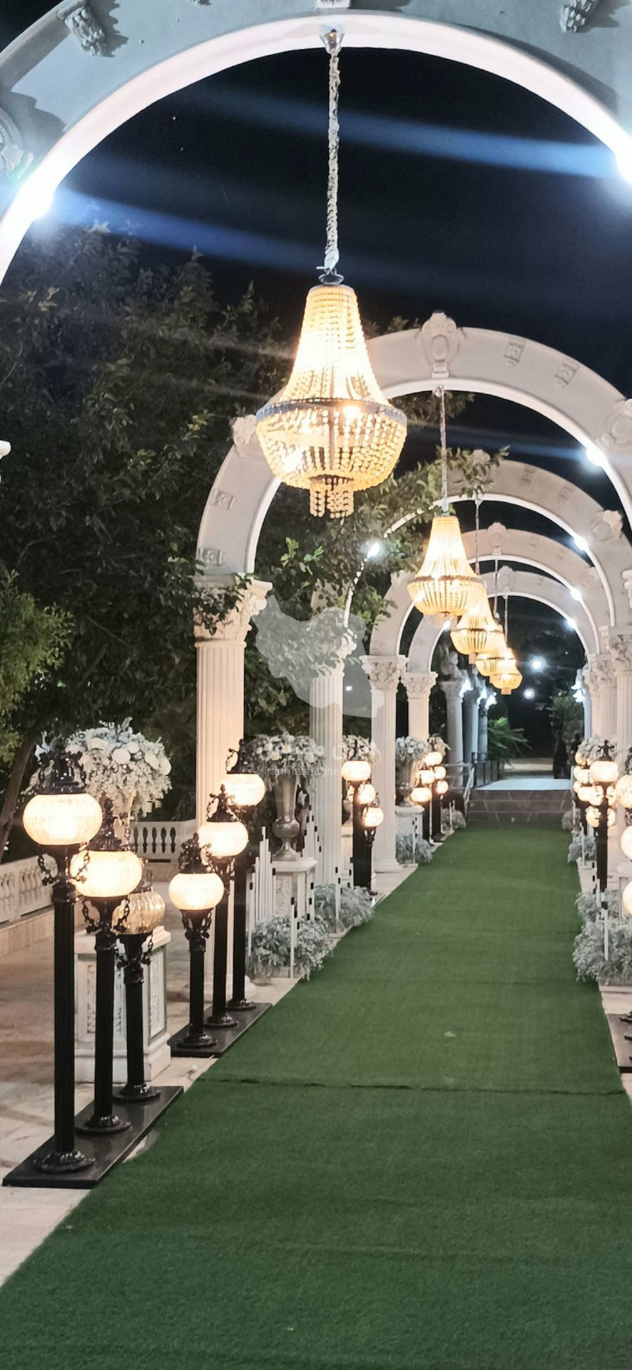 تالار باغ مجلل دویار در اراک