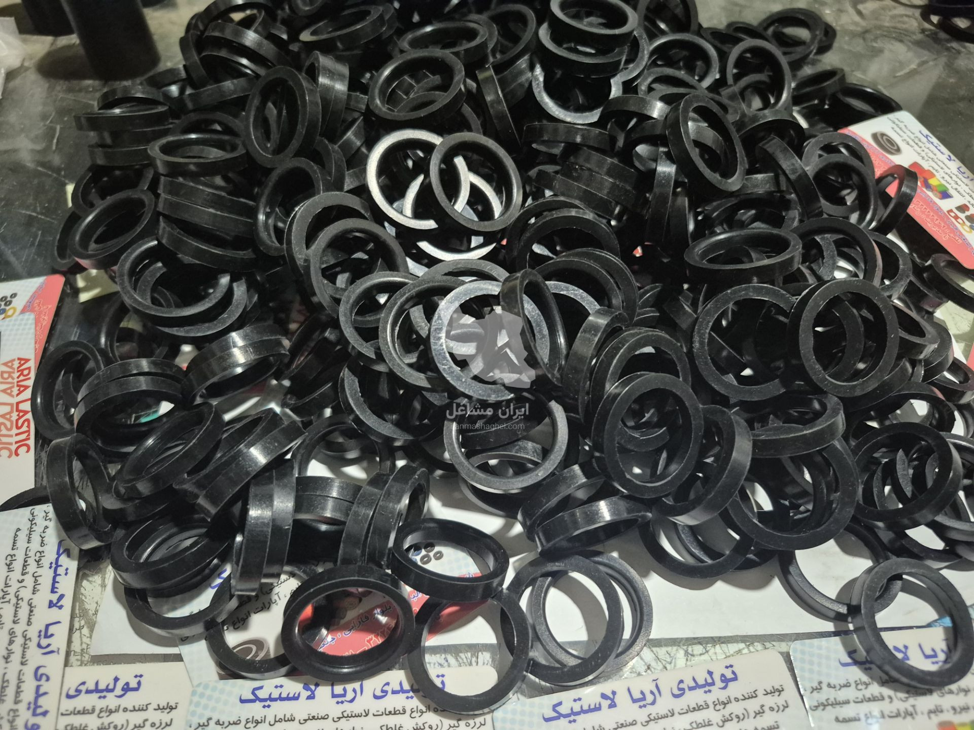 تولید قطعات لاستیکی و پلی اورتان آریا لاستیک در قزوین