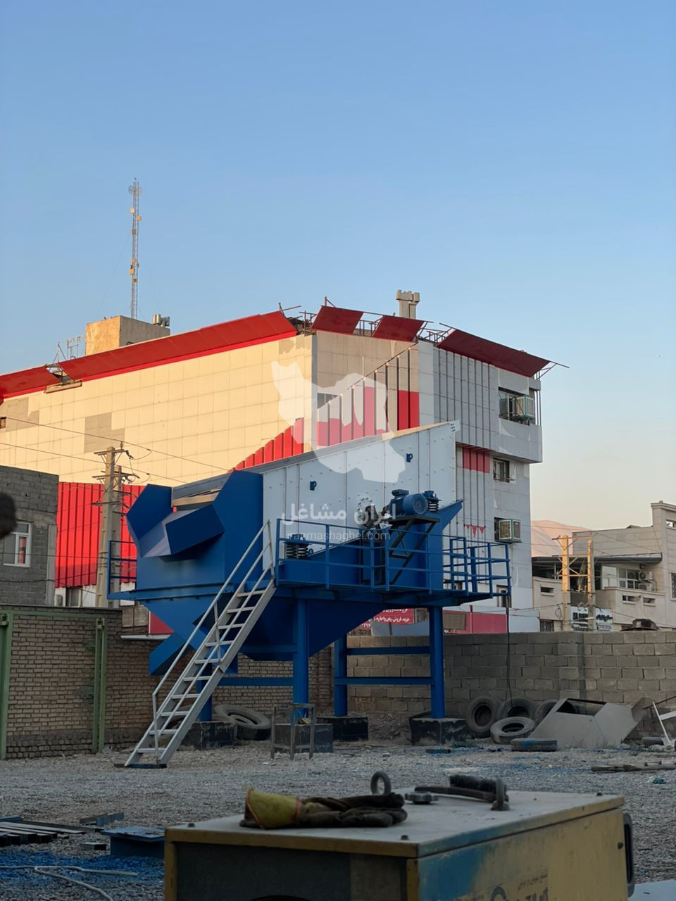 خرید و فروش سنگ شکن کوبیت و بچینگ چهاردو ماشین در کرمان