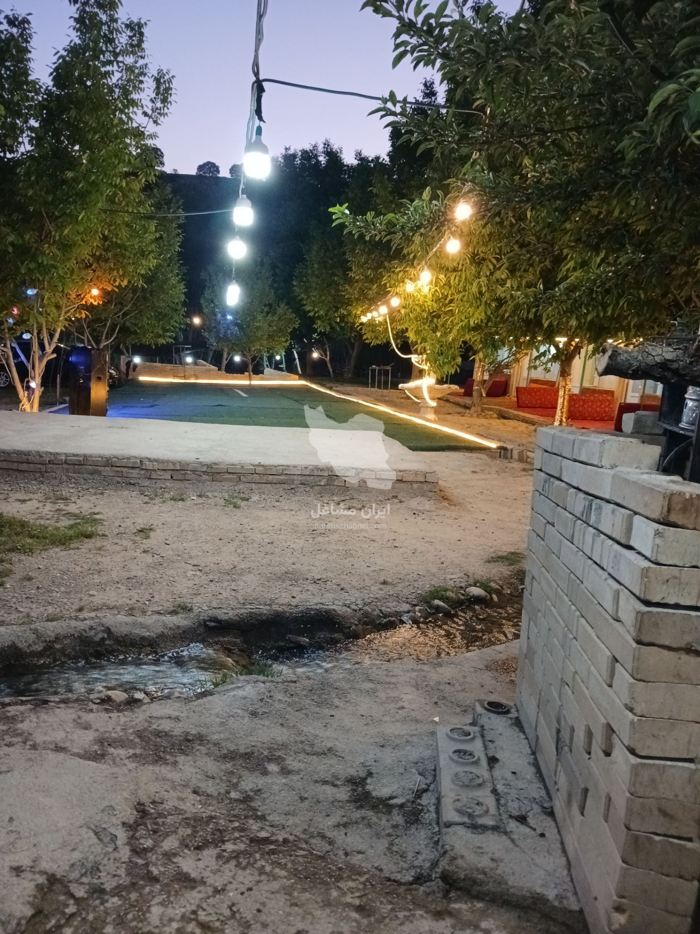 اقامتگاه گردشگری جزیره در خرم آباد