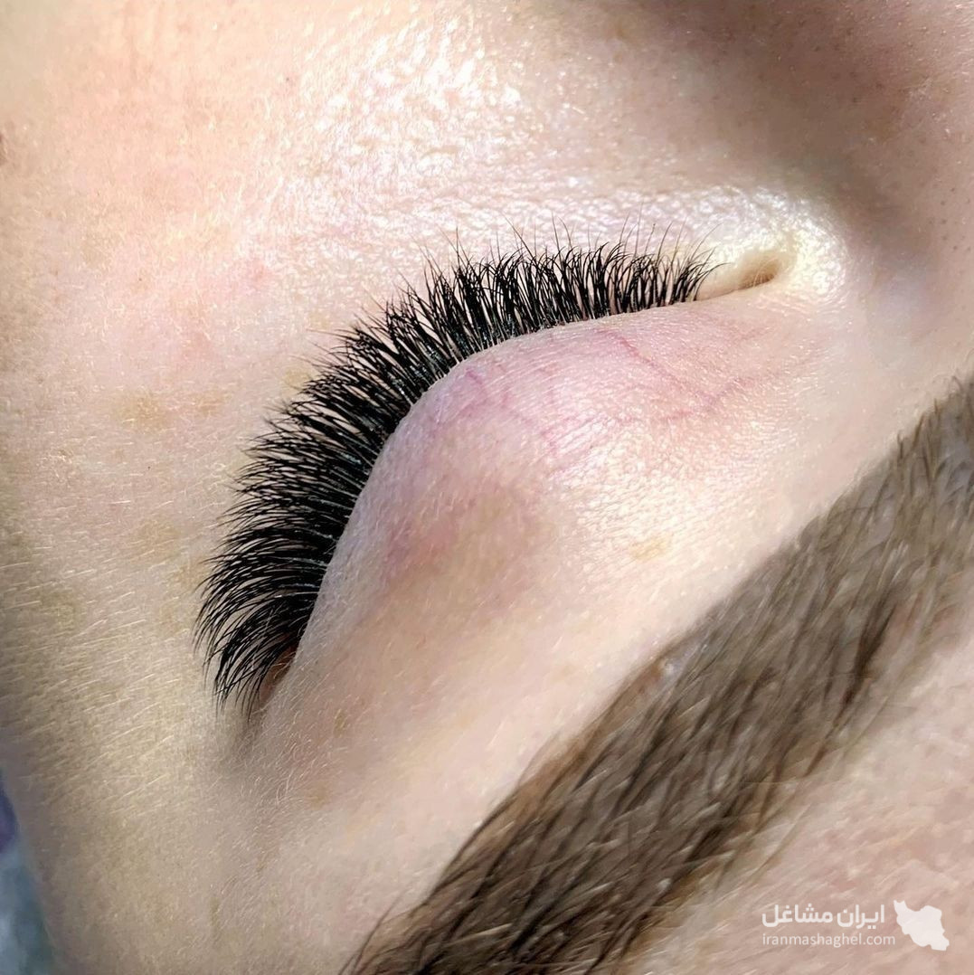 آموزش اکستنشن مژه به مدیریت یگانه امیدی در کرمانشاه
