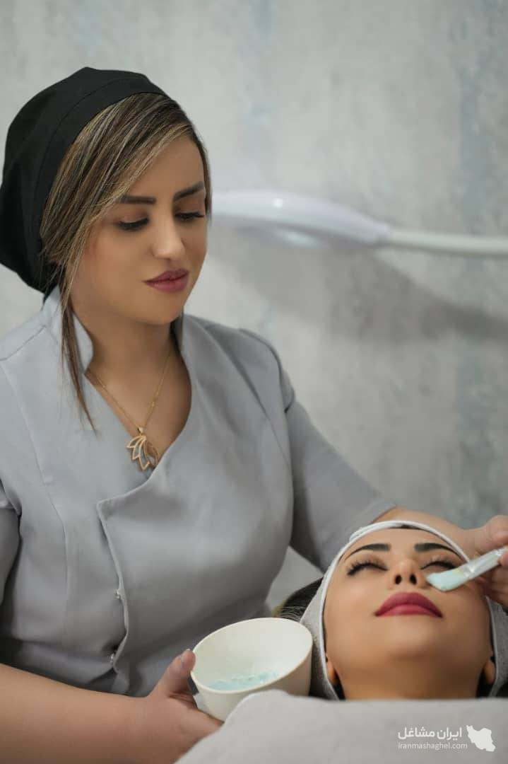 آکادمی تخصصی و درمانی فیشیال مینا خلیلی در قم