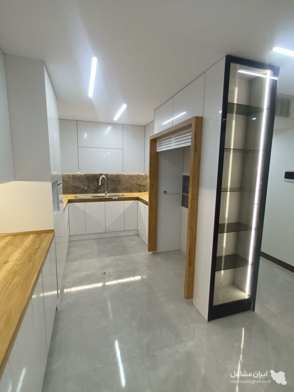 طراحی و ساخت کابینت و کمد دیواری viana kabin در اصفهان