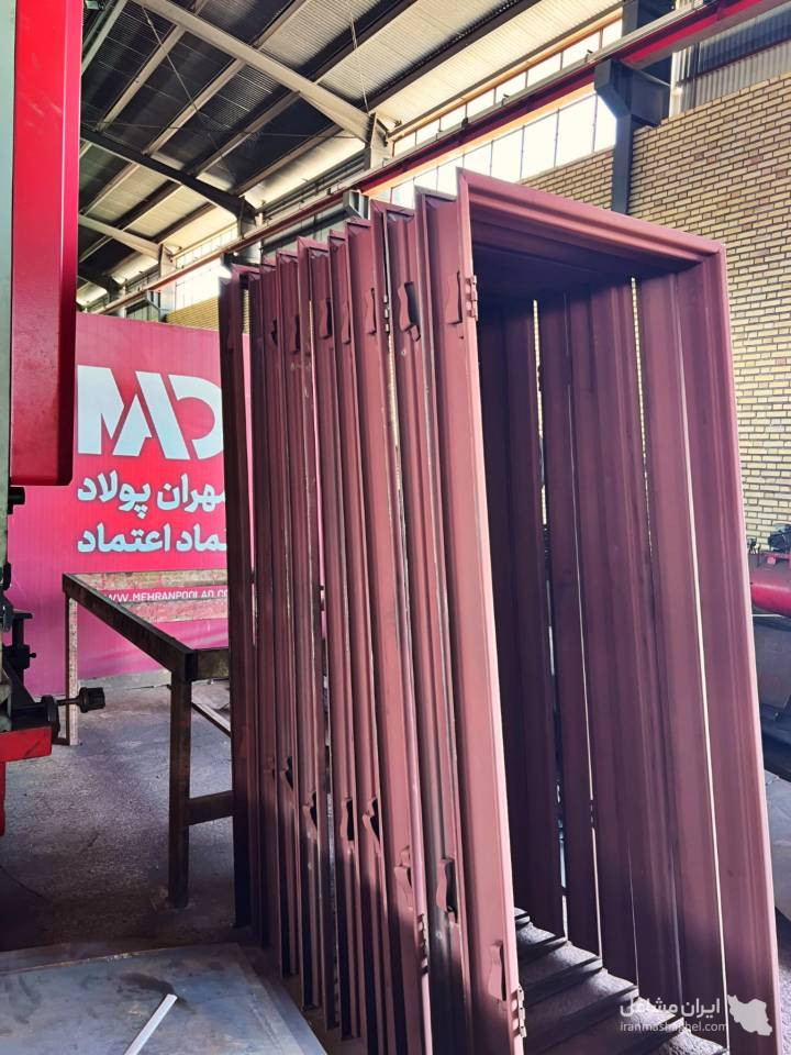 تولید و فروش چهارچوب فلزی فرانسوی مهران پولاد در قائمشهر
