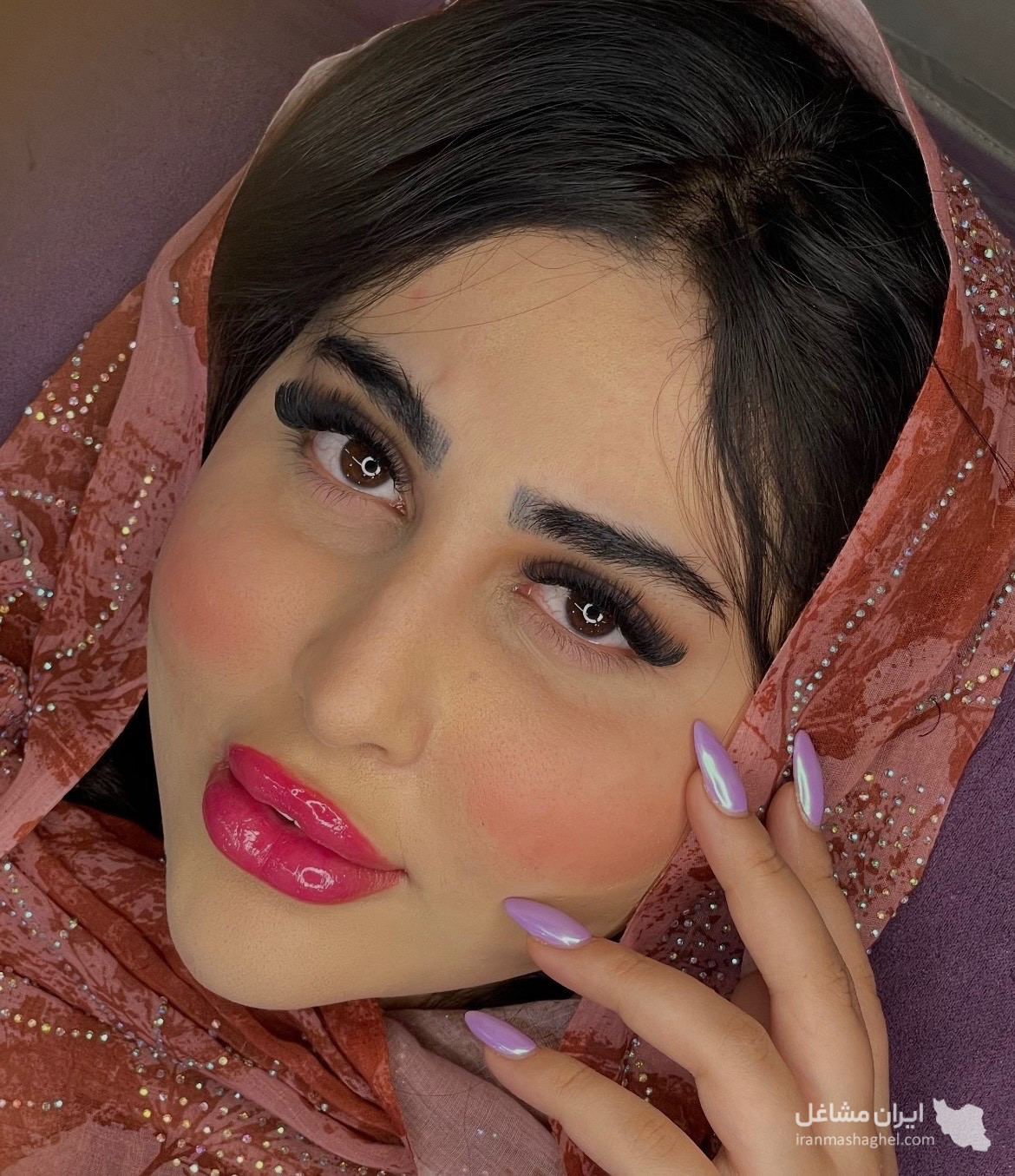 آموزش و خدمات اکستنشن و لیفت مژه و ابرو فاطمه یزدانی در بندرعباس