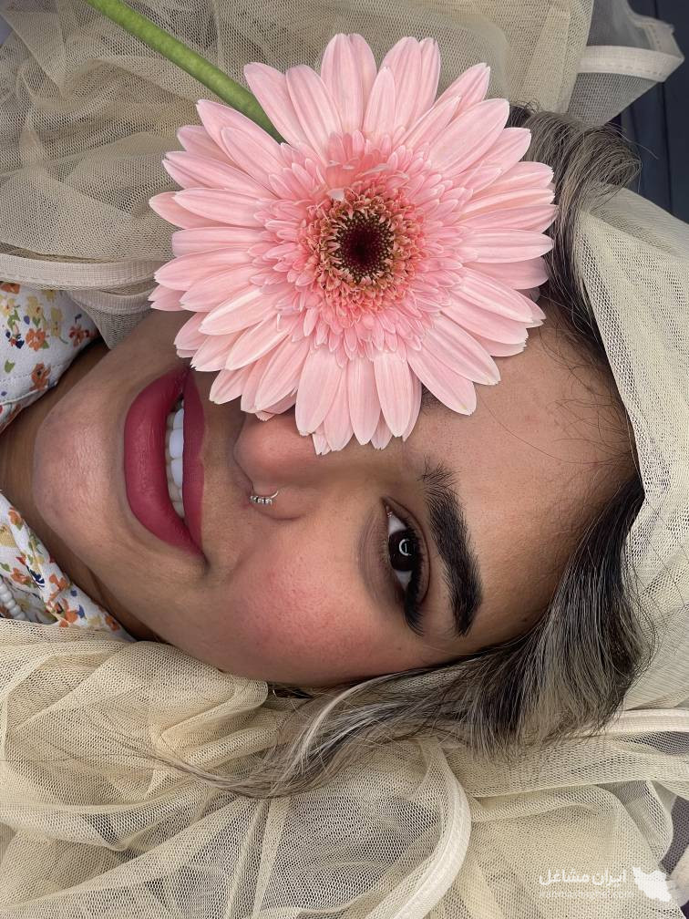 آموزش و خدمات اکستنشن و لیفت مژه و ابرو فاطمه یزدانی در بندرعباس