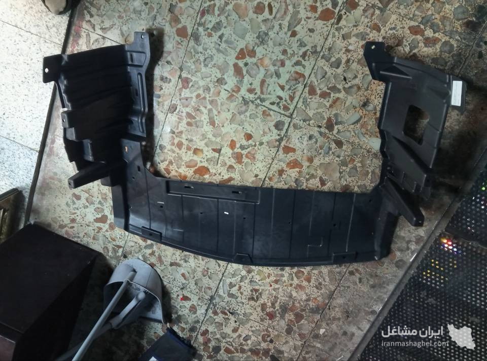 فروش عمده و جزئی لوازم یدکی خودرو دیگنیتی تهران یدک 84 در چراغ برق تهران