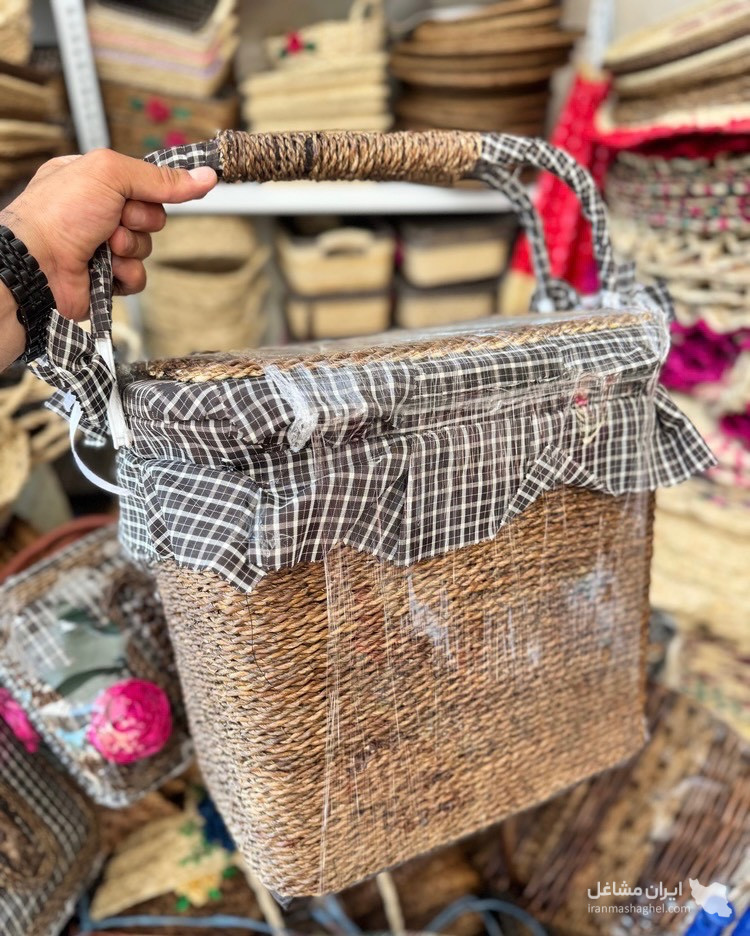 صنایع دستی آفتابی مرکز تولید و فروش عمده محصولات حصیری در مریوان