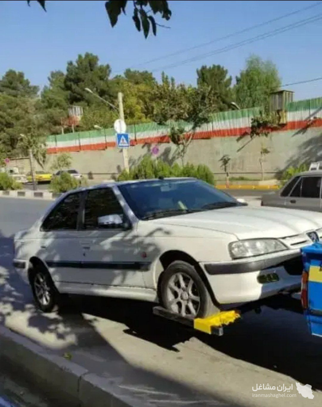 مکانیکی سیار شبانه روزی و امدادخودرو آرمان غلامی در پره سر