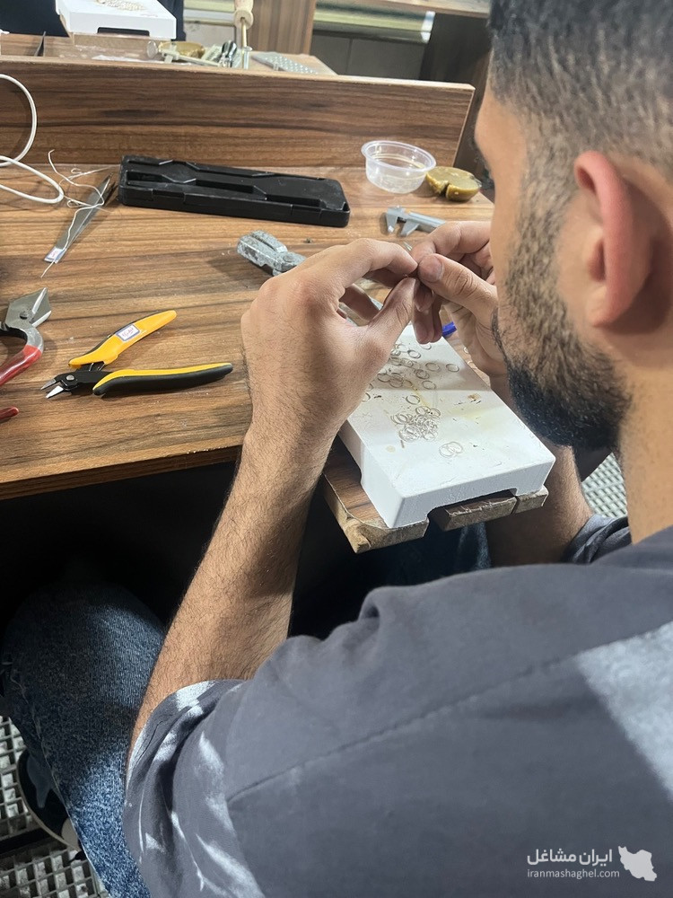 آموزشگاه طلا و جواهرسازی مقدم در شاهین ویلا کرج