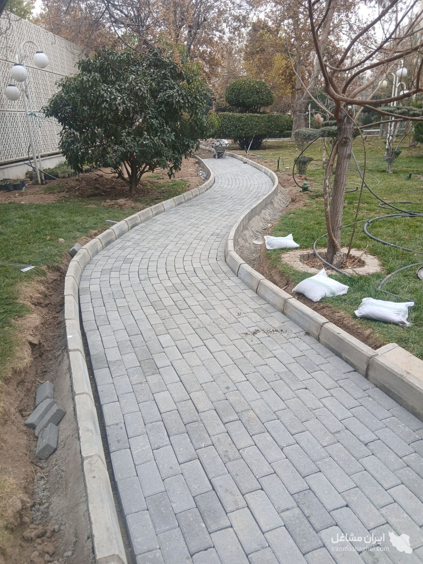 اجرای کفپوش بتنی علی عبادی در تهران