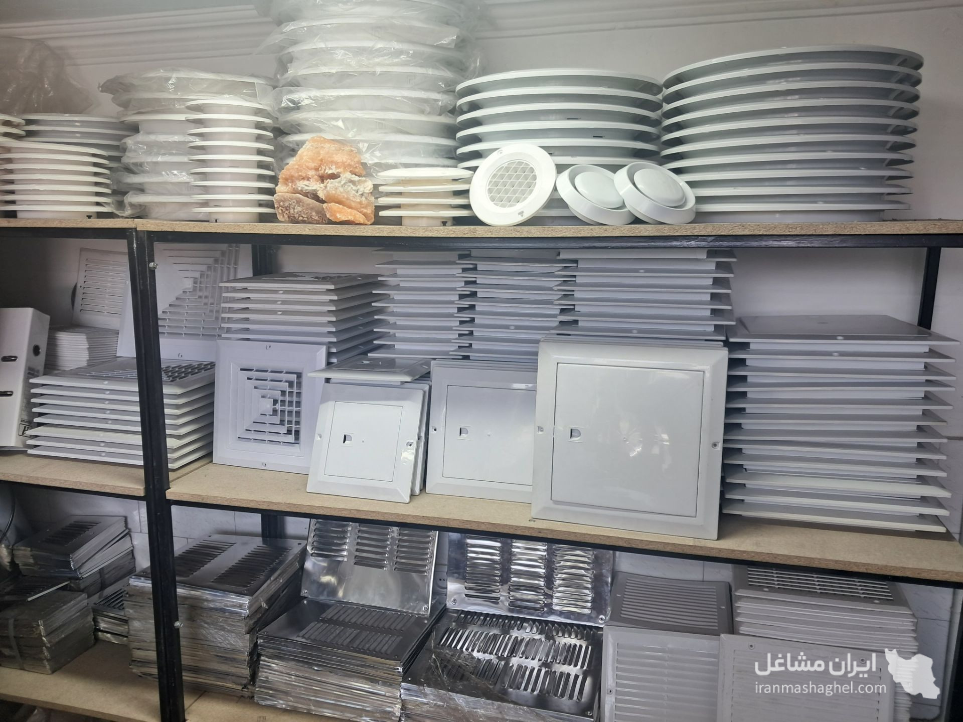 فروشگاه کانالسازی و کانال کشی سردآوران آذر در تبریز