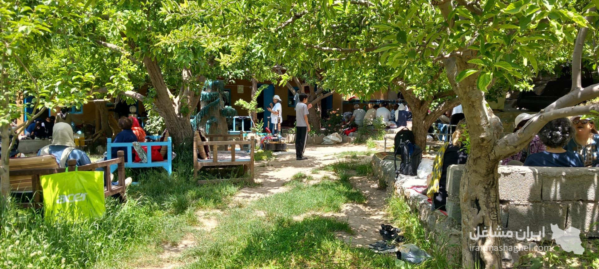 اقامتگاه بومگردی پدر در امرودک مشهد
