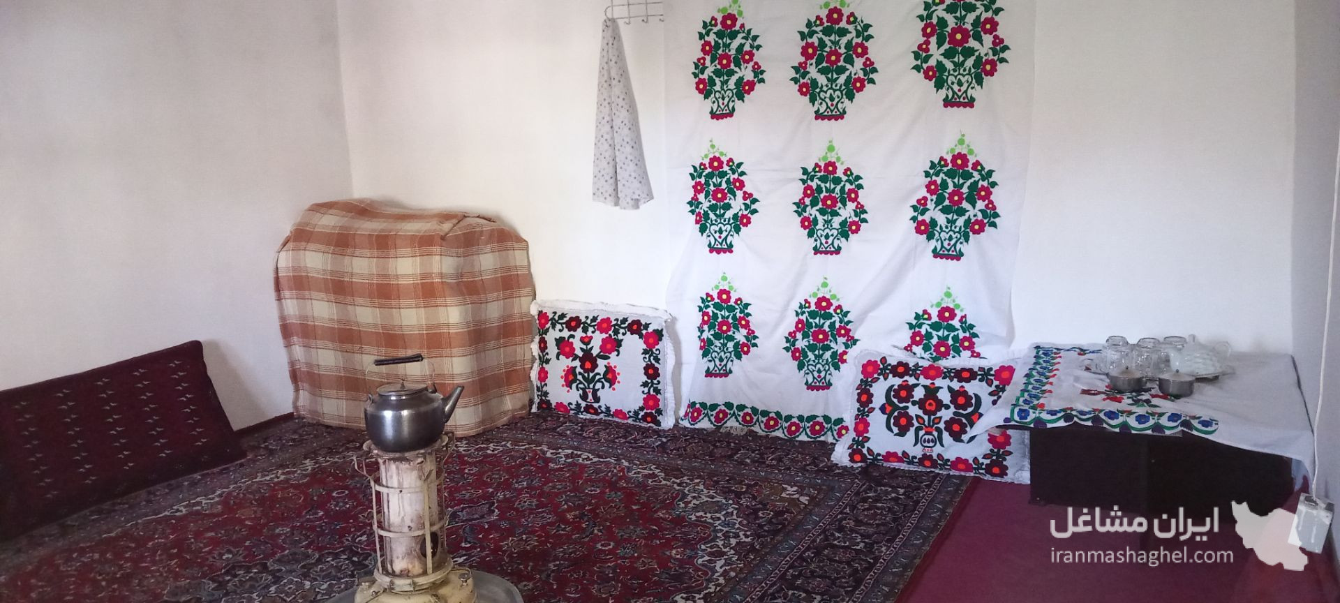 اقامتگاه بومگردی پدر در امرودک مشهد