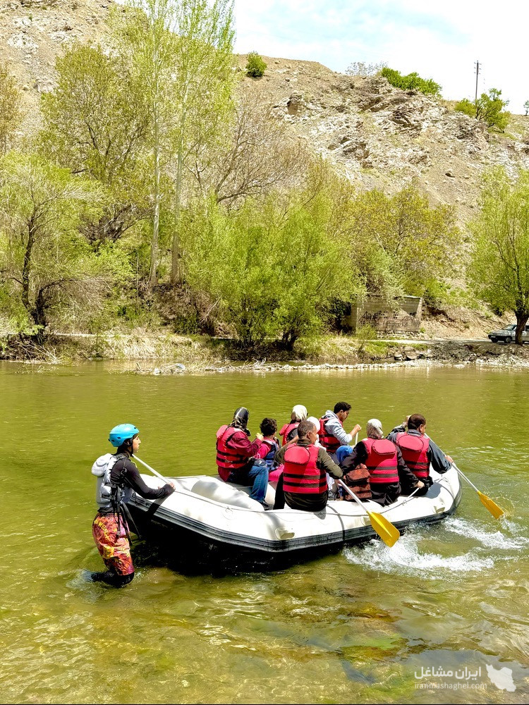 کمپ گردشگری آسمان بمدیریت علیرضا عرب در روستای تاریخی یاسه چای سامان