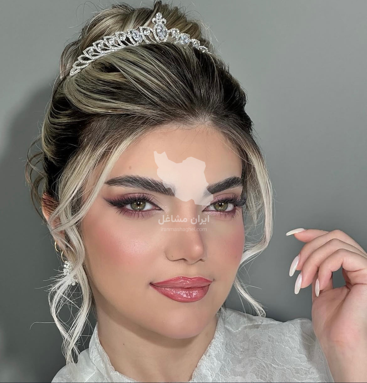 سالن تخصصی عروس جلوه بیوتی در گنبد کاووس