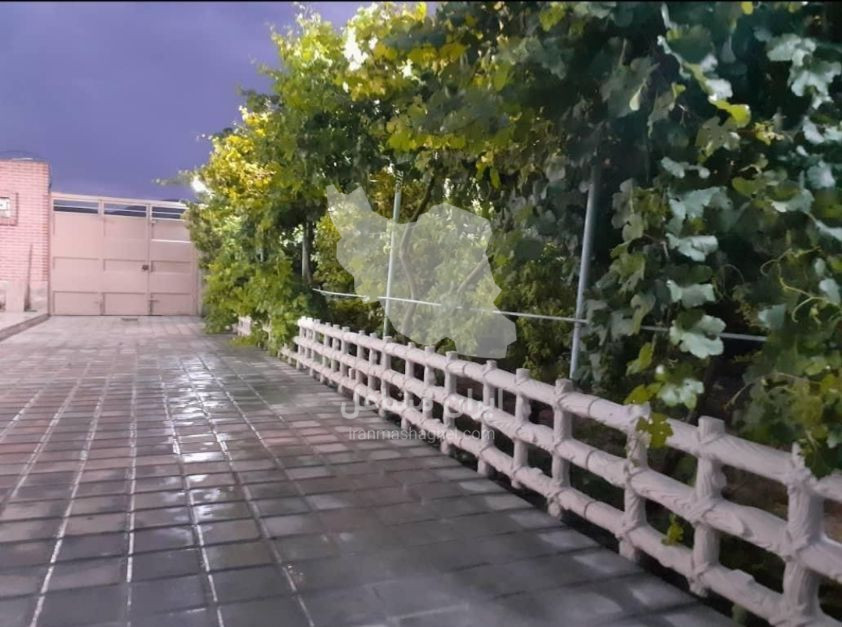 موزاییک سازی دور باغچه ای ابدالی در کرمانشاه