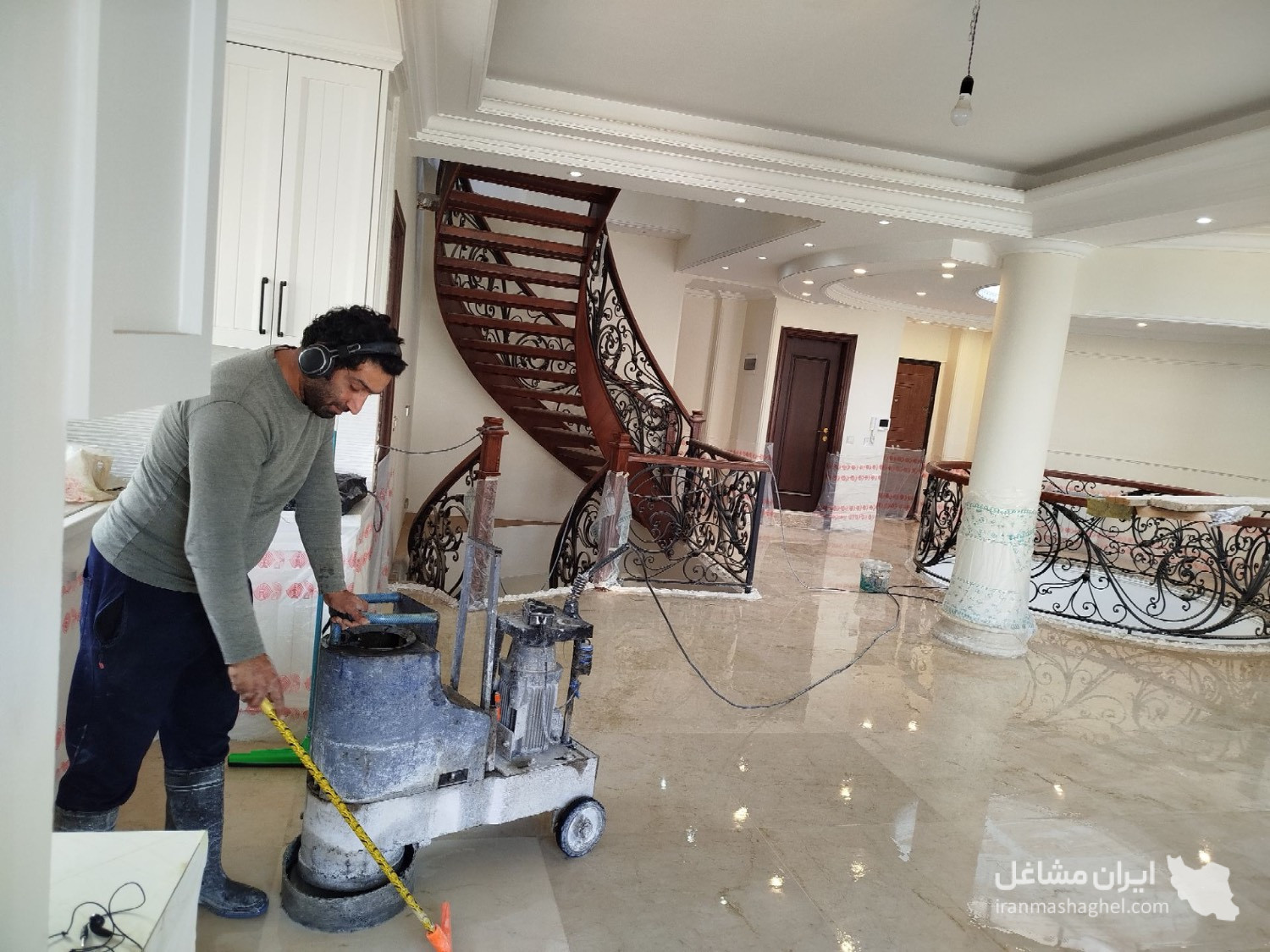 کفسابی و سنگسابی فوق تخصصی جلا به مدیریت مهندس گیلانی در نور