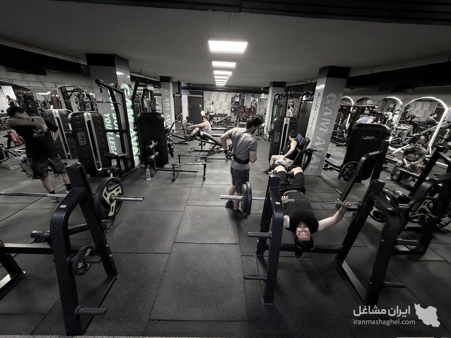 باشگاه ورزشی آقایان گام اول آتنا سیمرغ در بهشتی تهران