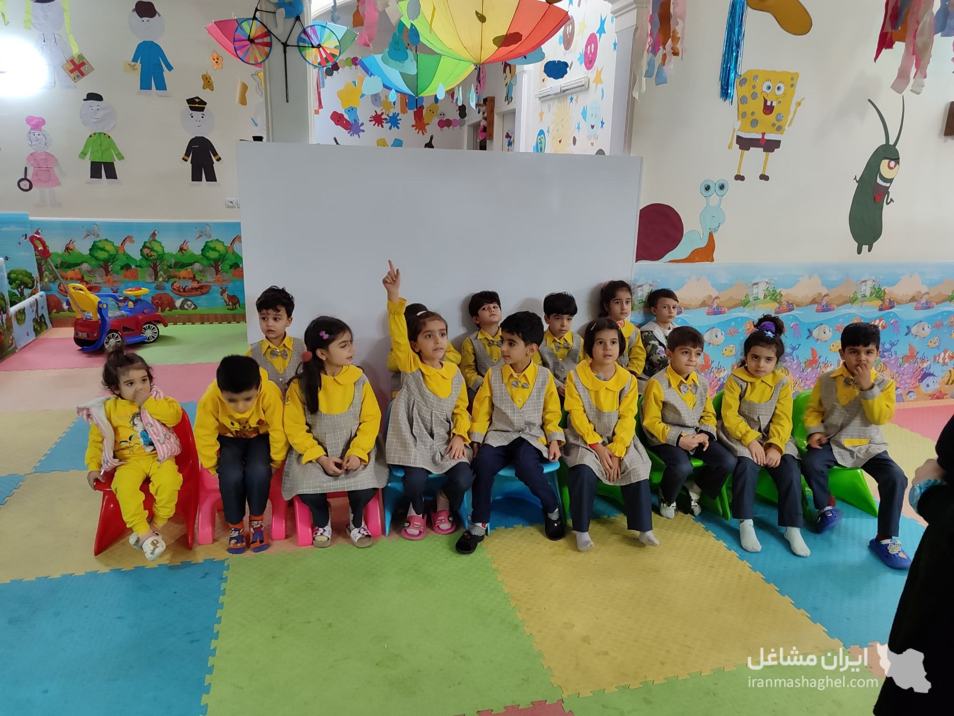 کودکستان ایرا به مدیریت خانم دکتر زارعی در مرداویج اصفهان