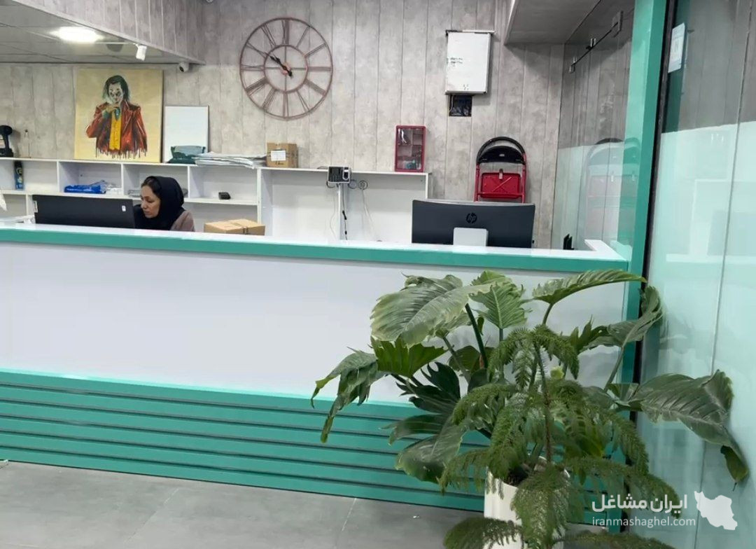 تیپاکس سید کامل در سه راه سازمان بندرعباس