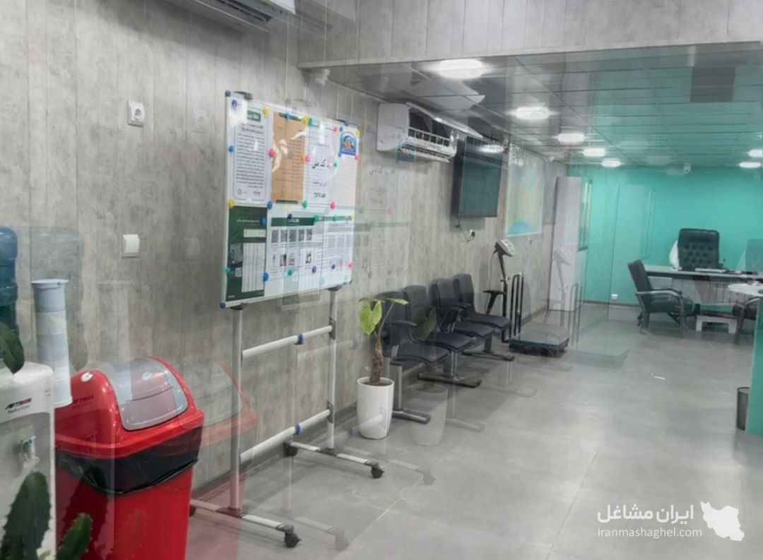 تیپاکس سید کامل در سه راه سازمان بندرعباس