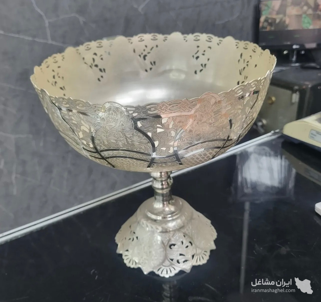 فروش و آبکاری ظروف آینه شمعدان طرح نقره لایت بمدیریت بالازاده در تبریز