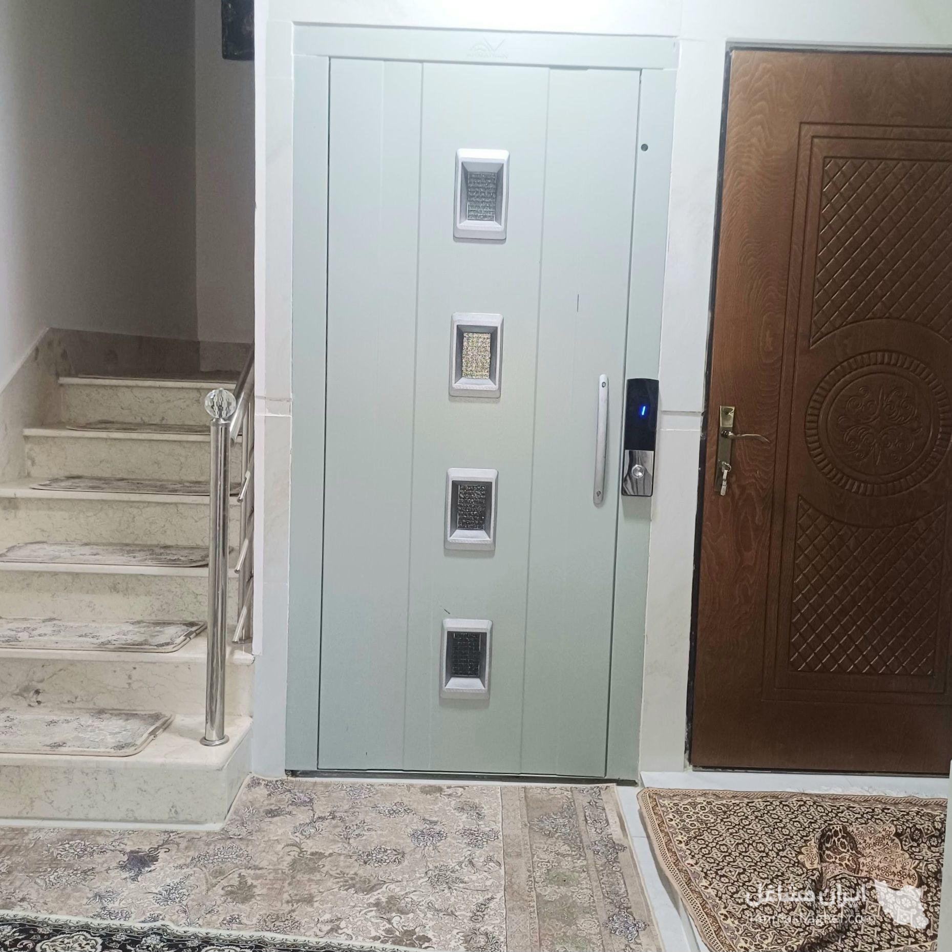 ساخت و نصب بالابر هیدرولیکی و فروشگاهی اقبالی در مرند
