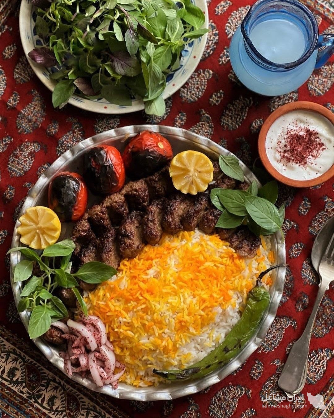 رستوران بزرگ اسلامی به مدیریت امامی در ماهنشان زنجان