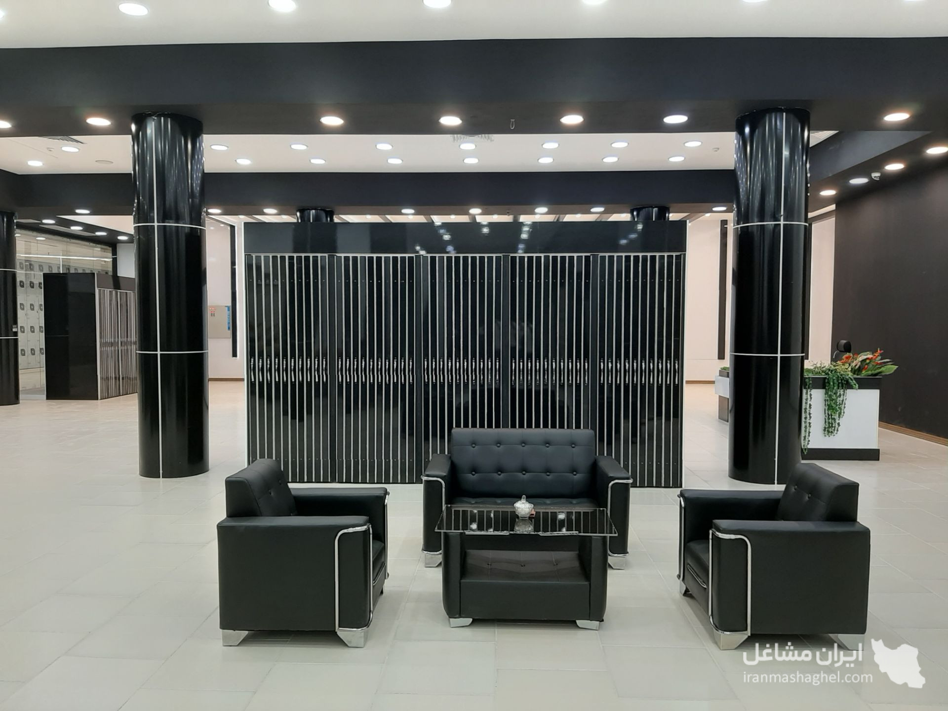 طراحی اجرای تخصصی تابلو و نمای کامپوزیت مبنا به مدیریت جعفری در یزد