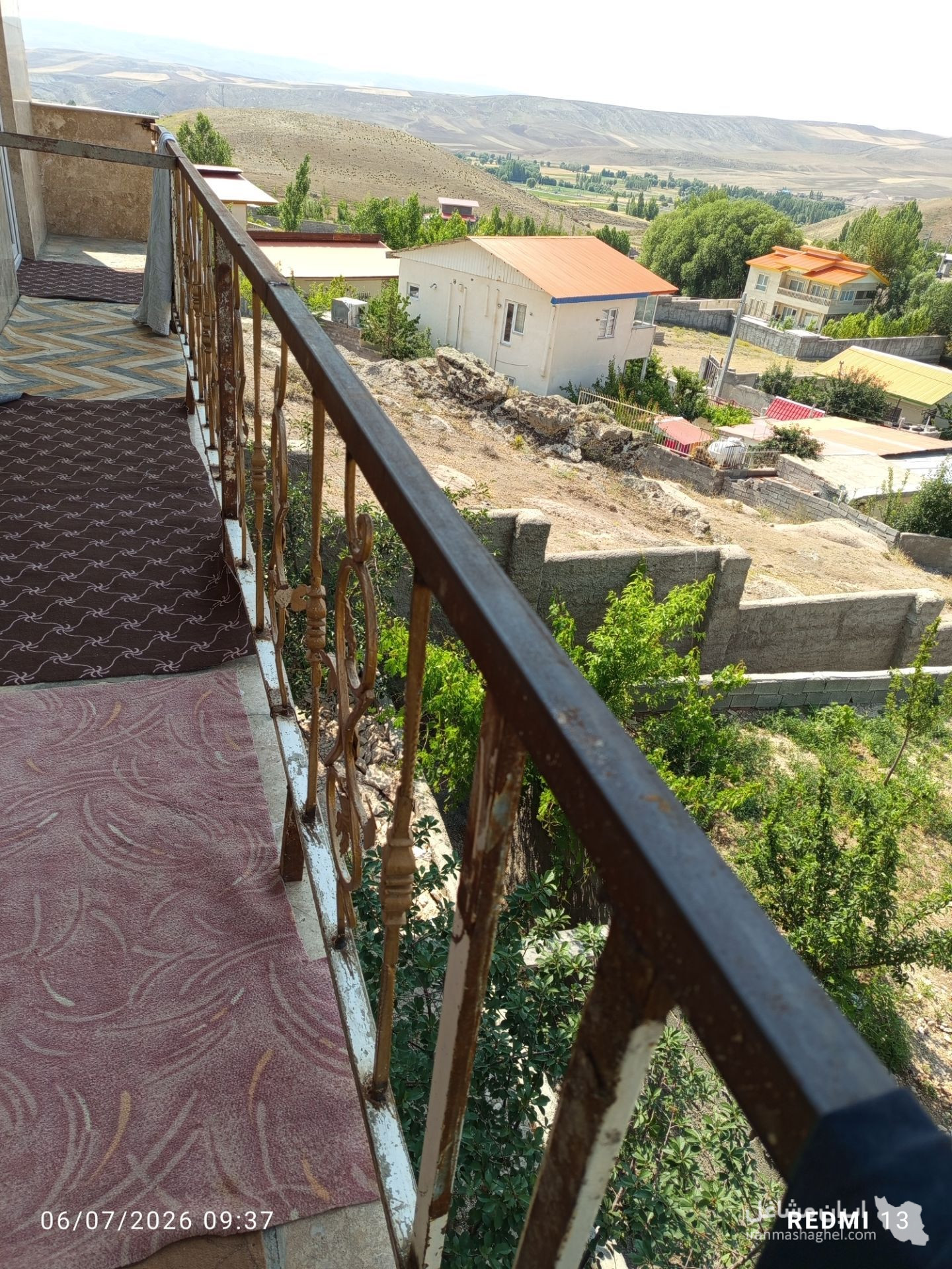 اقامتگاه نمکی با مدیریت خانم ریحانه سرخ در سرعین