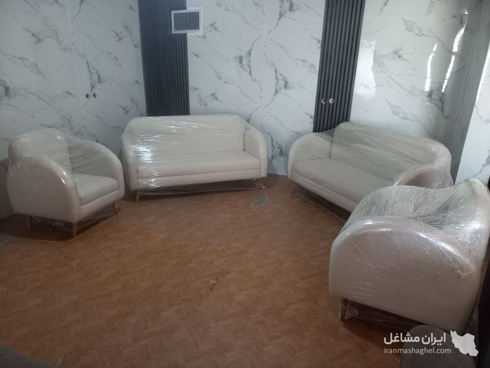 تولید و فروش مبلمان وینول به مدیریت آقای امیرپور در کرمان