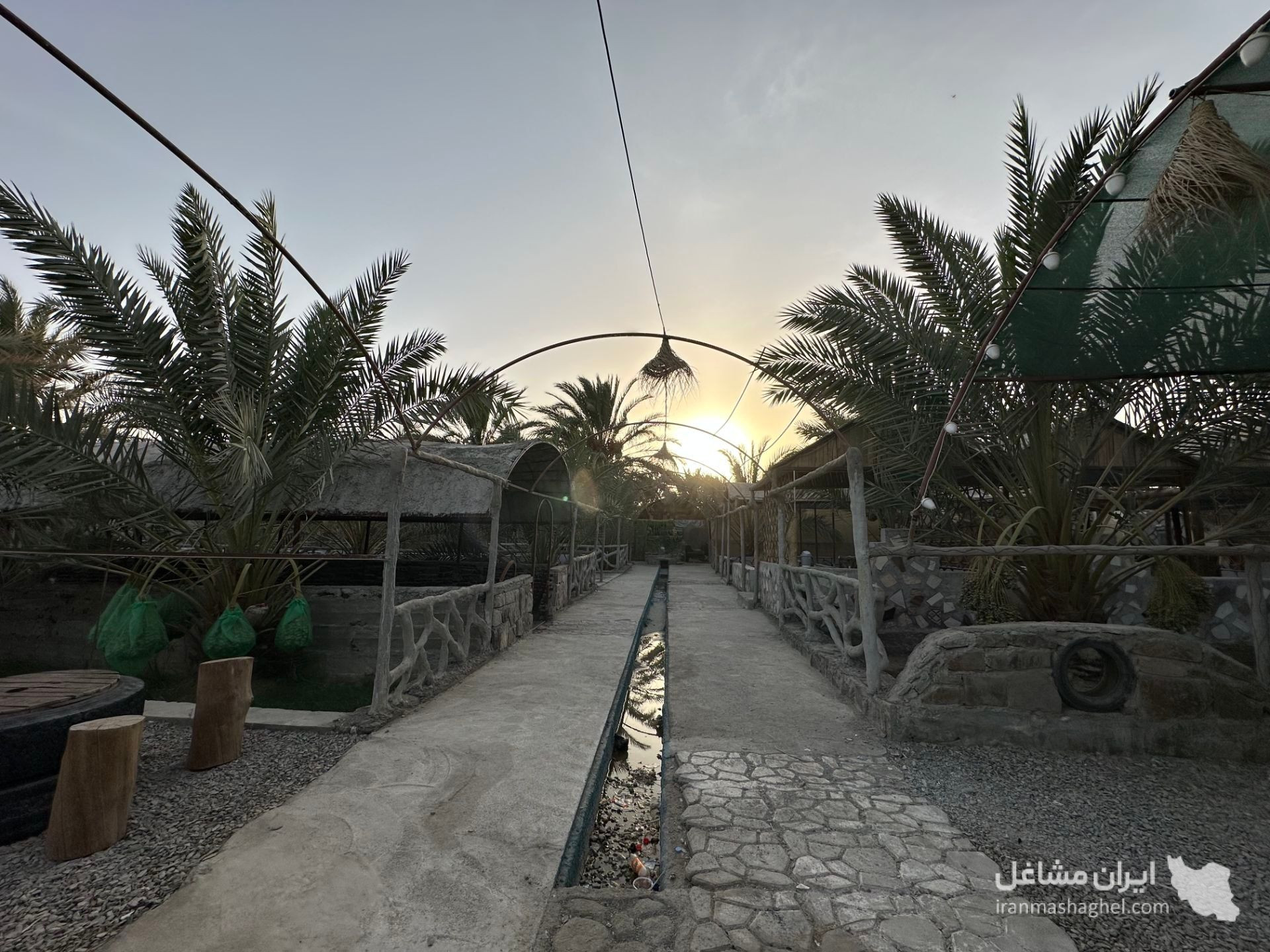 باغ رستوران تک ستاره بلوچستان در سراوان