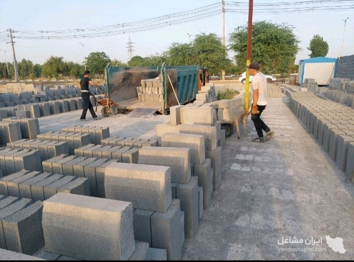 کارگاه تولید قطعات بتنی میرزازاده در گتوند