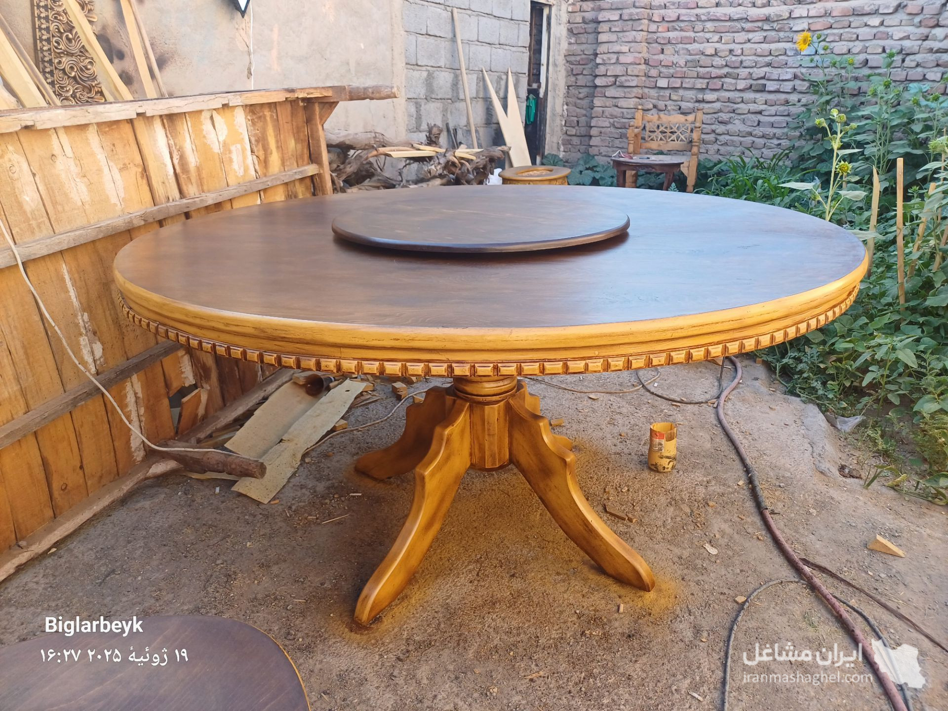 تولید فروش میز و صندلی سنتی و مدرن بیگلربیک در کرمان
