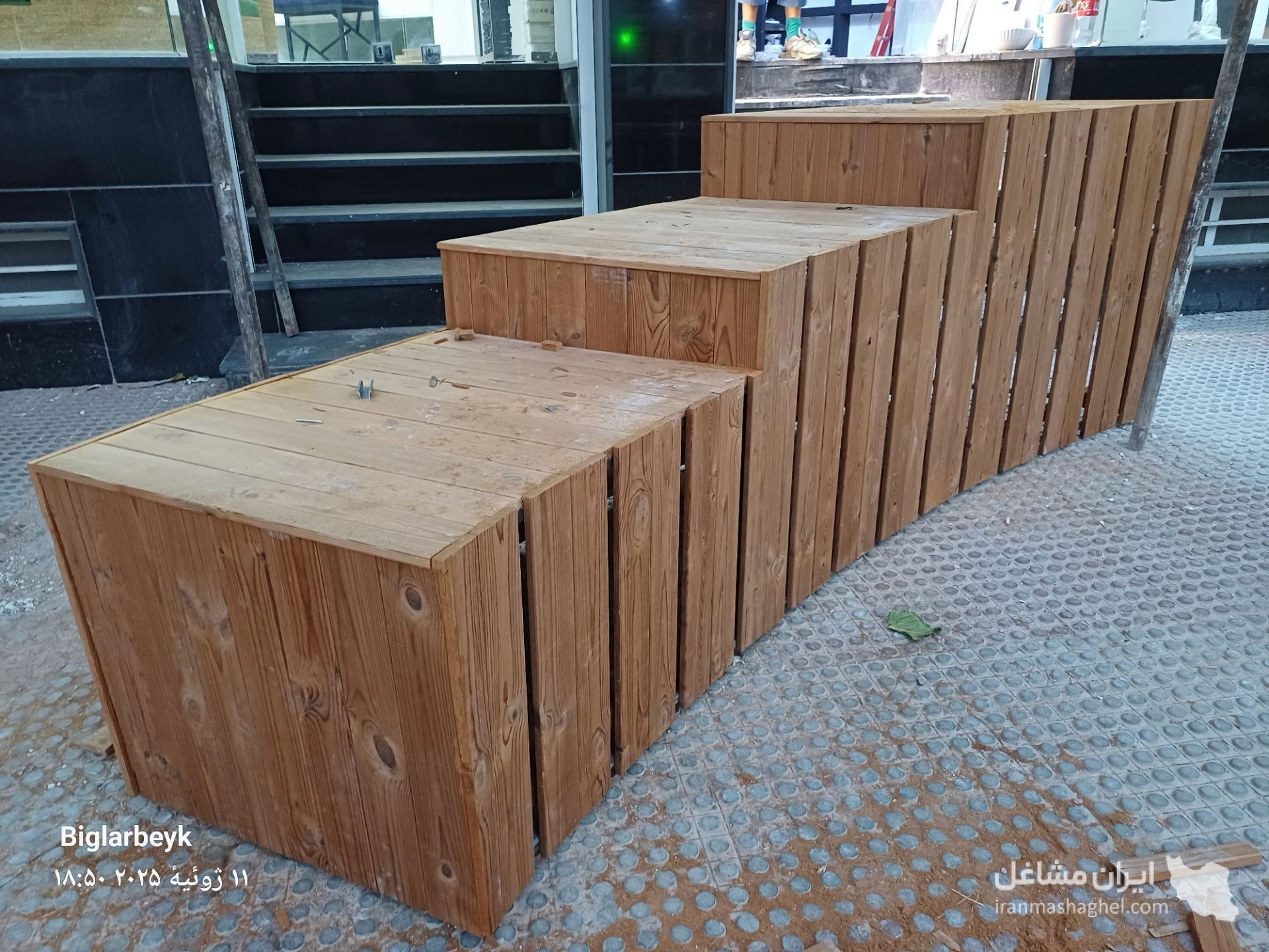 تولید فروش میز و صندلی سنتی و مدرن بیگلربیک در کرمان