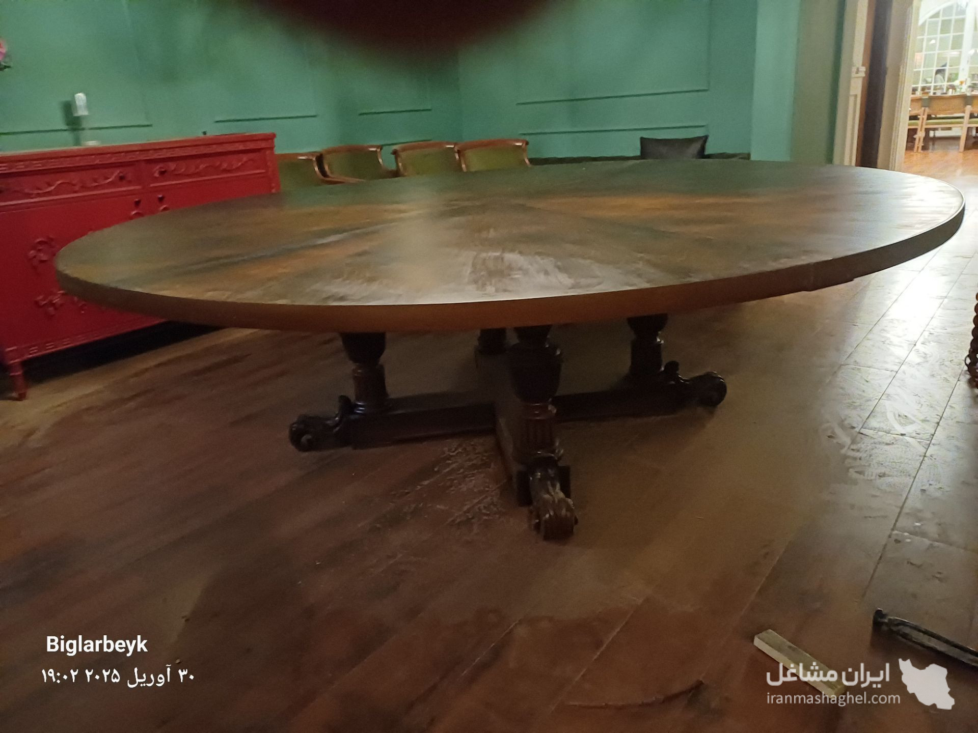 تولید فروش میز و صندلی سنتی و مدرن بیگلربیک در کرمان