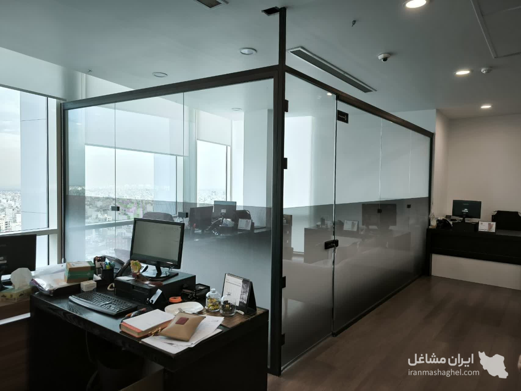 اجرای شیشه سکوریت پارتیشن رایموند به مدیریت اقامتی در مشهد