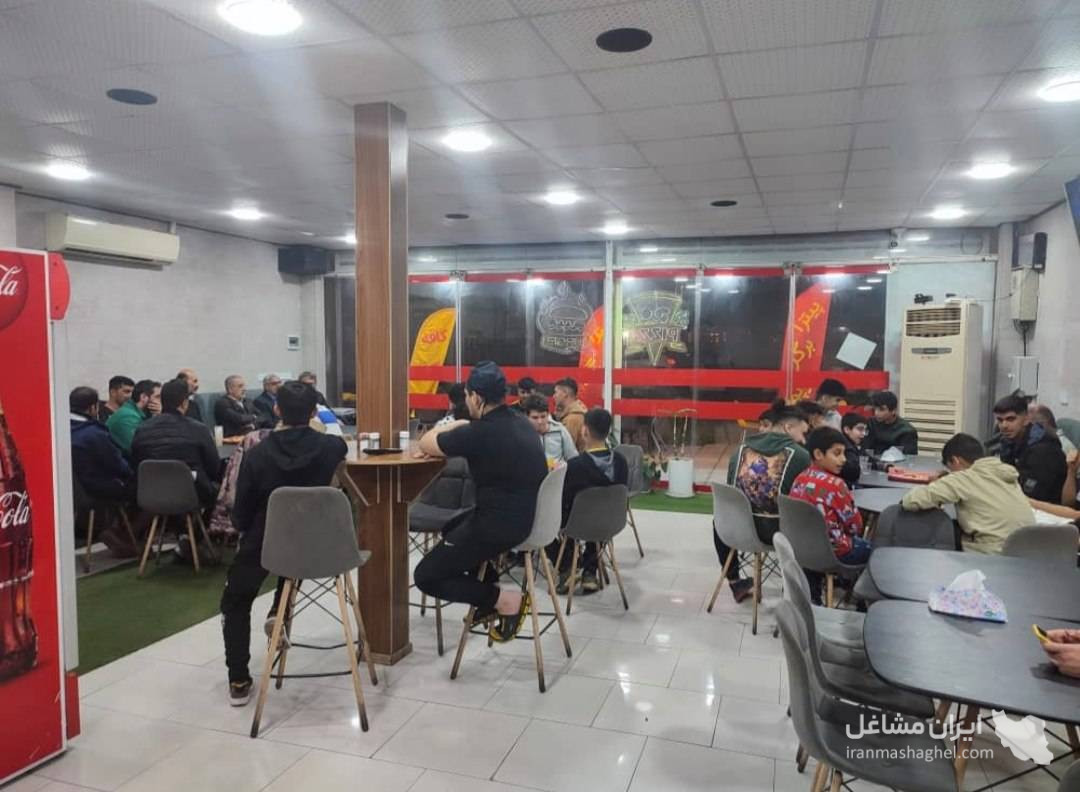 کافه و پیتزا برگر توپولی در محمودآباد مازندران