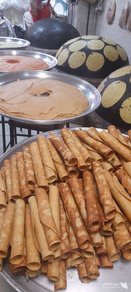 تولید نان های محلی کشتا برنجی و گندمین فرهاد در خمام