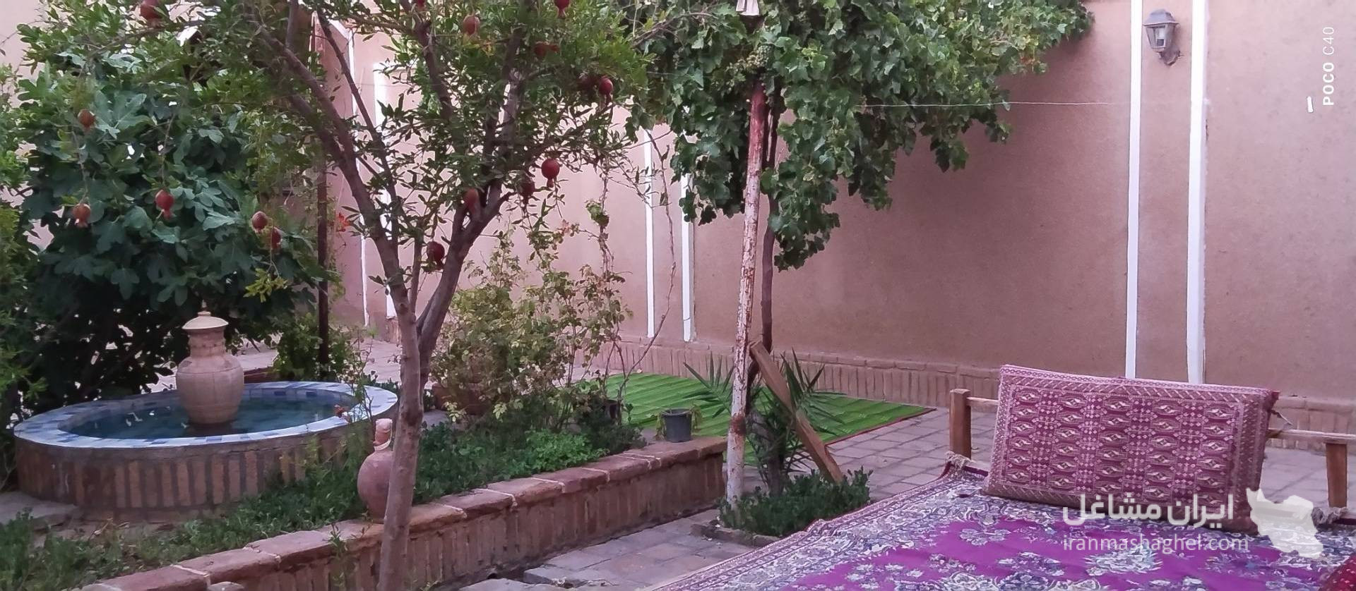 اقامتگاه عارف و ماهرخ در گناباد