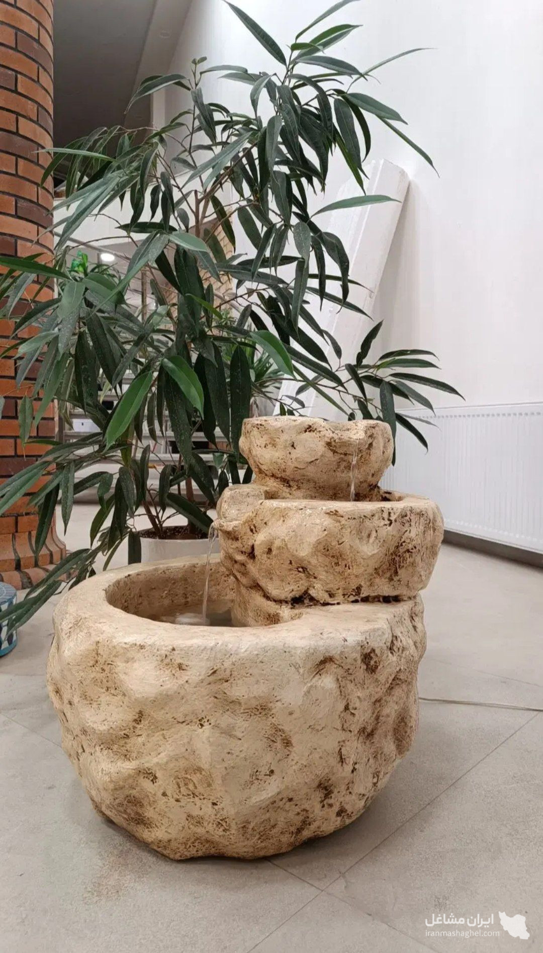 طراحی اجرای آبنما کلاسیک صخره ای مجموعه باغی کاریزما اللهیاری در سبزوار
