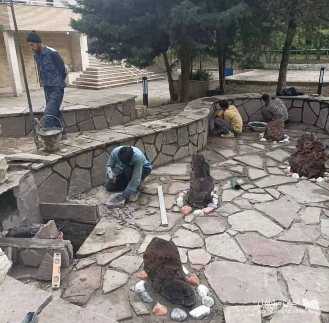تولید قطعات سیمانی و آجرهای سنتی مجموعه کارآفرینی مجید جبالی در یزد