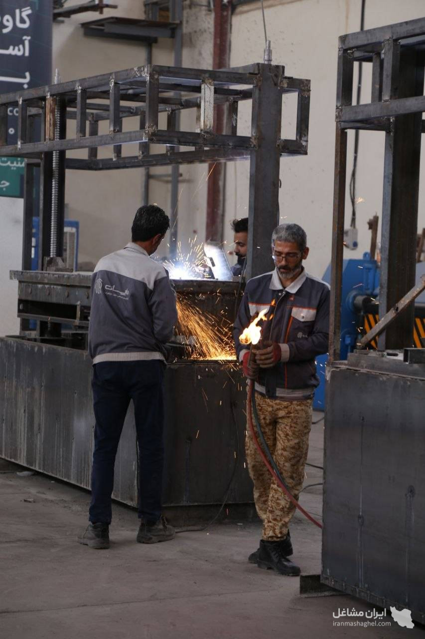 ساخت و فروش گاو صندوق آسانسوری طلافروشی گروه رایان در کرمان